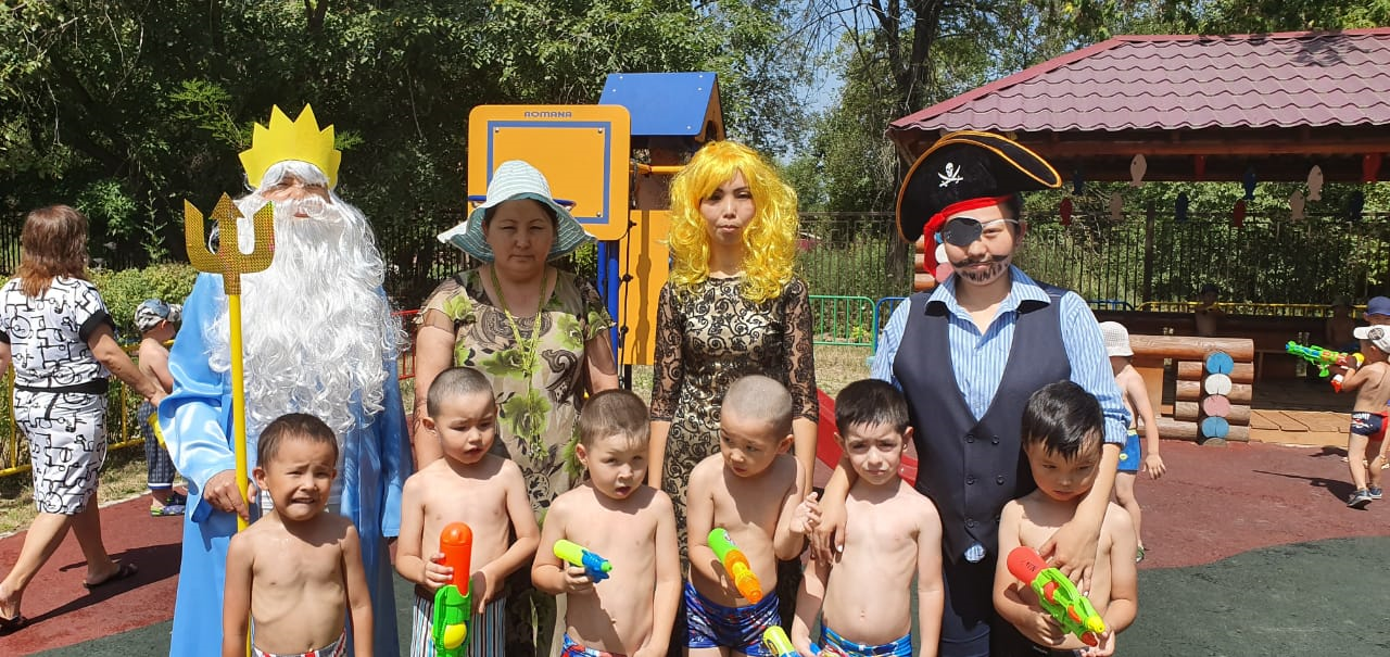 "День Нептуна" "Нептунда қонақта"