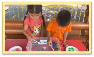 «Судың ішіндегі сиқырлы қақпақтар»